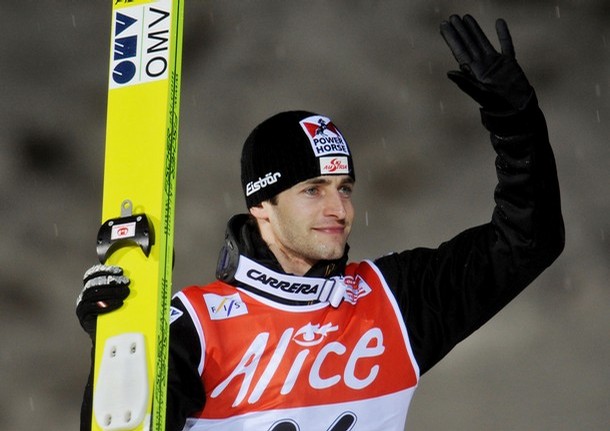 Loitzl clinches Four Hills title